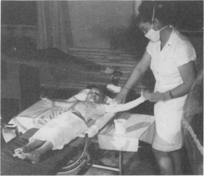 https://cdn.ncbi.nlm.nih.gov/pmc/blobs/8b0e/1397324/b3b4b90c9932/annsurg00404-0064-a.jpg